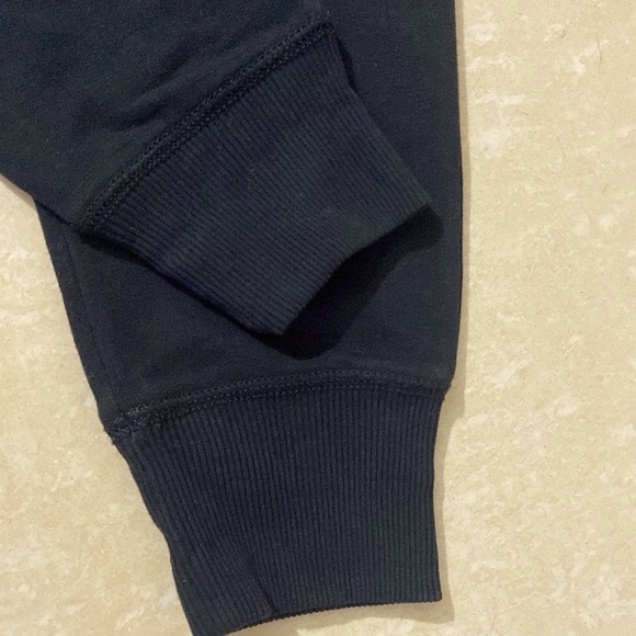 🚫sold🚫TRUE RELIGION WINTER JOGGER - Picture 5 of 8